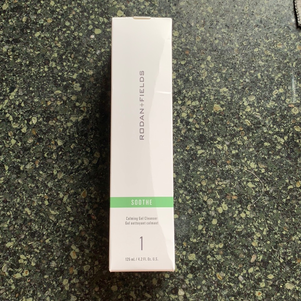 Brand new Soothe Calming Gel Cleanser